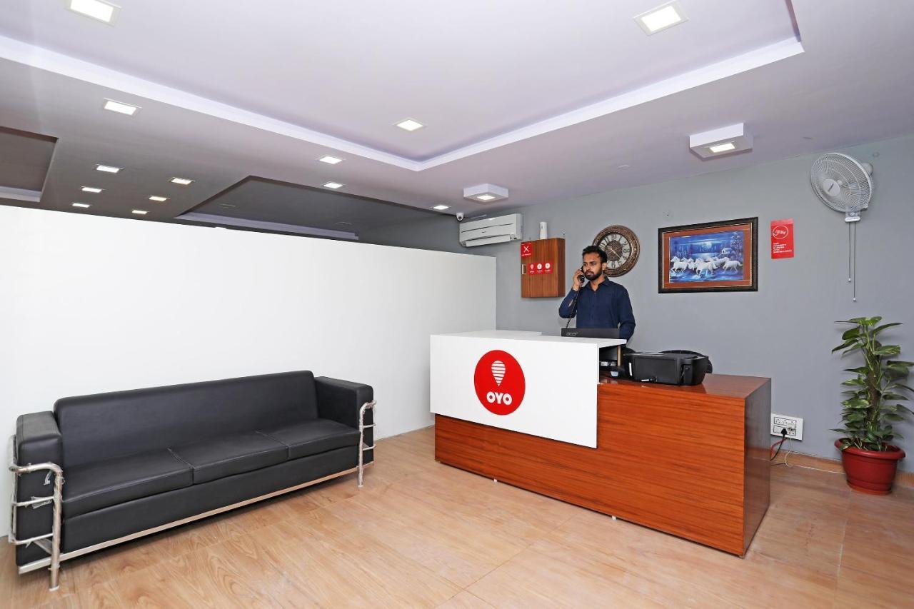 Отель Capital O Aashiyana Paradise Near Omaxe Gurgaon Mall Экстерьер фото